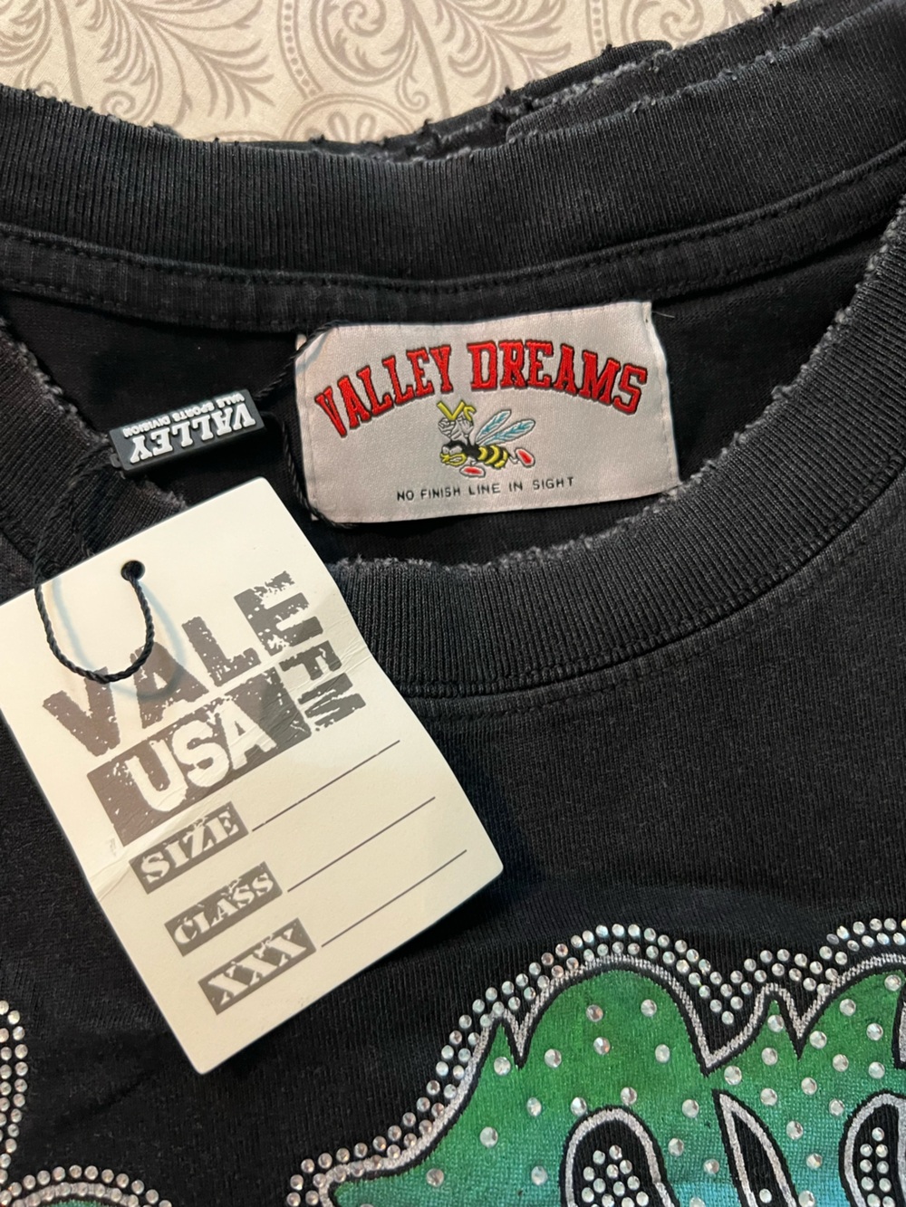Men's Short Sleeve Tee in Black